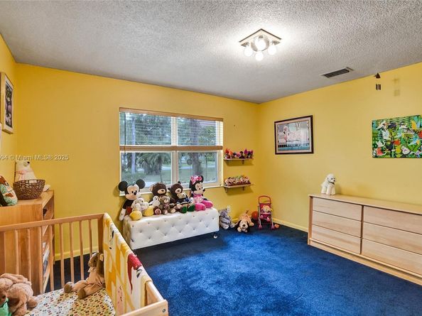 4955 NW 81st Ave, Coral Springs FL 33067