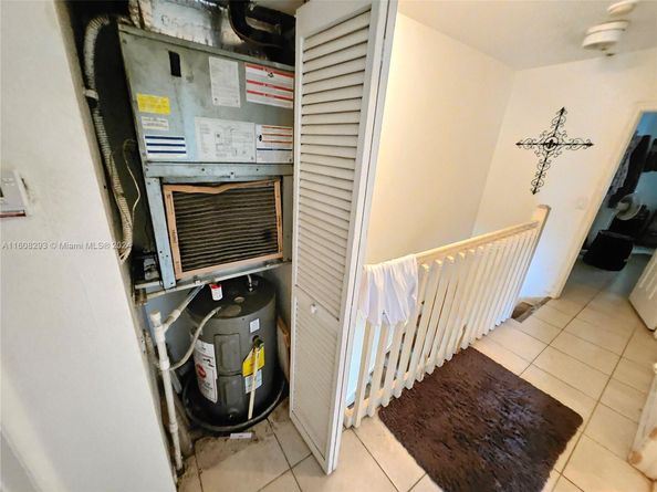 3556 Oleander Ter 3556, Riviera Beach FL 33404