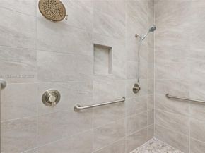 11125 N Sierra Ranch Dr, Davie FL 33324