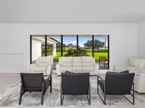 11125 N Sierra Ranch Dr, Davie FL 33324