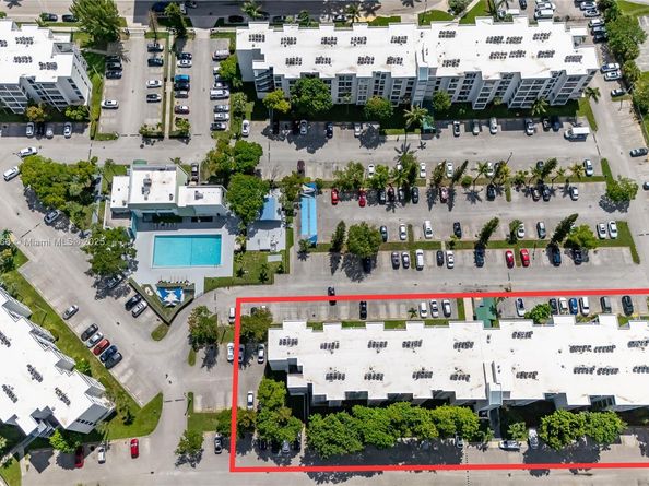 17570 Atlantic Blvd 318, Sunny Isles Beach FL 33160