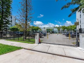 17570 Atlantic Blvd 318, Sunny Isles Beach FL 33160