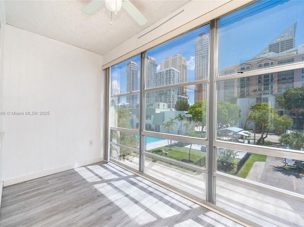 17570 Atlantic Blvd 318, Sunny Isles Beach FL 33160