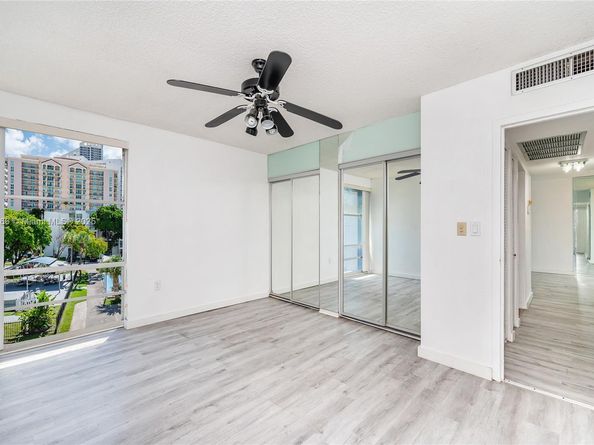 17570 Atlantic Blvd 318, Sunny Isles Beach FL 33160
