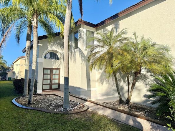 16353 SW 29th St, Miramar FL 33027