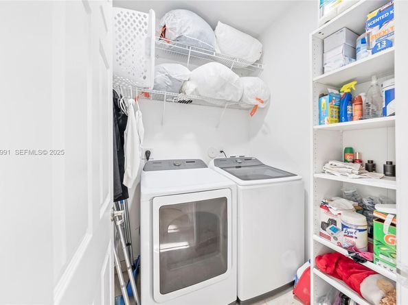 6933 NW 104th Ct, Doral FL 33178