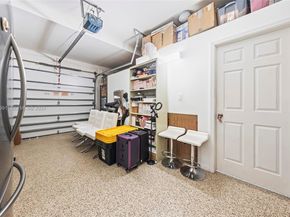 6933 NW 104th Ct, Doral FL 33178