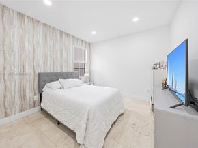 6933 NW 104th Ct, Doral FL 33178