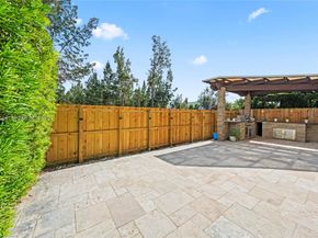 6933 NW 104th Ct, Doral FL 33178