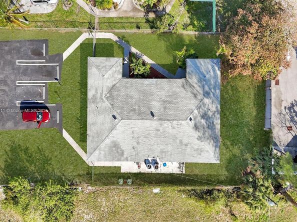 400 NE 2nd St, Boynton Beach FL 33435
