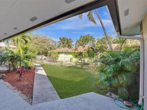 400 NE 2nd St, Boynton Beach FL 33435