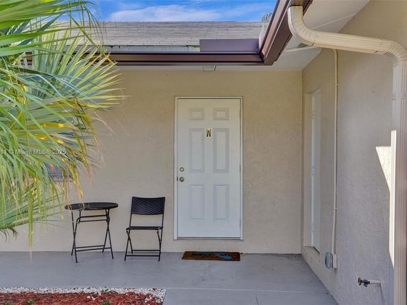 400 NE 2nd St, Boynton Beach FL 33435