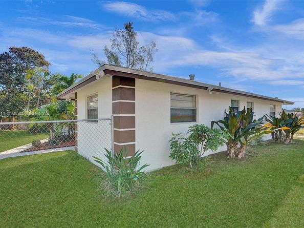 400 NE 2nd St, Boynton Beach FL 33435