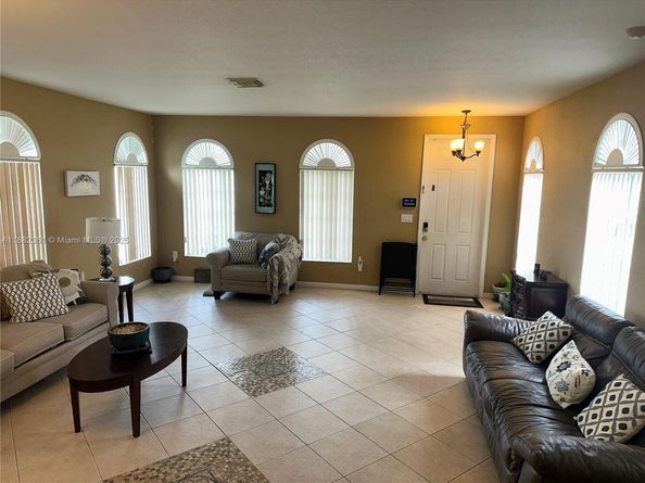 13986 SW 276th Way, Homestead FL 33032