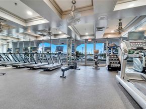 11 Island av 2010, Miami Beach FL 33139