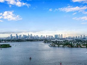11 Island av 2010, Miami Beach FL 33139