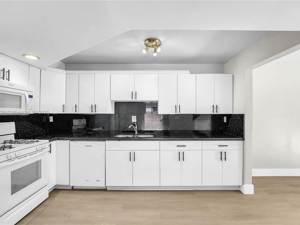 6934 SW 114th Pl A55, Miami FL 33173