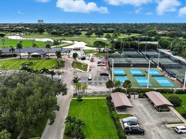 400 NW 127th Ave 13 & 14, Plantation FL 33325