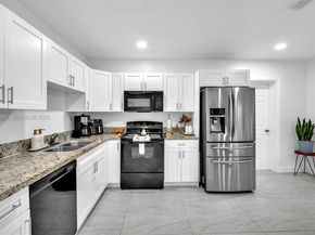 14140 NE 10th Ave, North Miami FL 33161