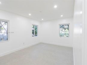 905 Tangier St, Coral Gables FL 33134