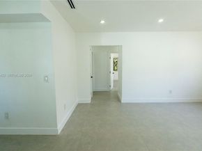 905 Tangier St, Coral Gables FL 33134