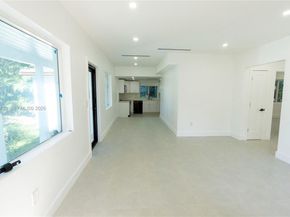 905 Tangier St, Coral Gables FL 33134