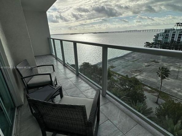 1155 Brickell Bay Dr 805, Miami FL 33131