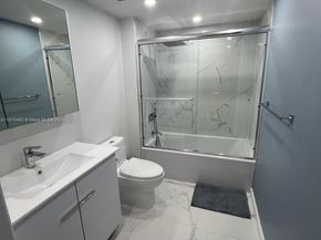 1155 Brickell Bay Dr 805, Miami FL 33131