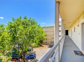 8290 Lake Dr 443, Doral FL 33166
