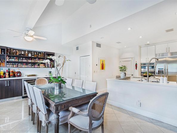 2000 S Bayshore Dr 69, Miami FL 33133