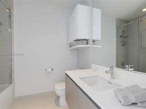 3300 NE 188th St 818, Aventura FL 33180