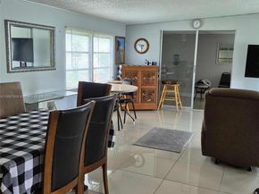 8397 SW 21st Ct, Davie FL 33324