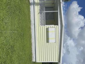 8397 SW 21st Ct, Davie FL 33324