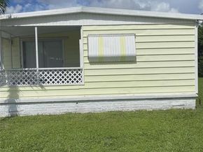 8397 SW 21st Ct, Davie FL 33324