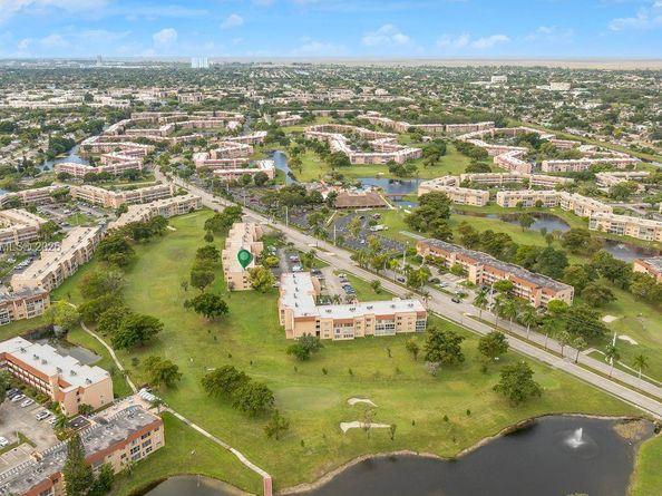 9310 Sunrise Lakes Blvd 301, Sunrise FL 33322