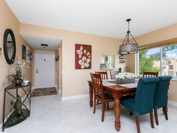 9310 Sunrise Lakes Blvd 301, Sunrise FL 33322