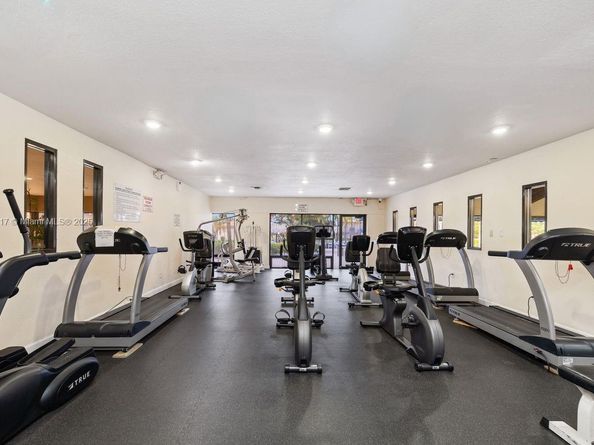 9310 Sunrise Lakes Blvd 301, Sunrise FL 33322