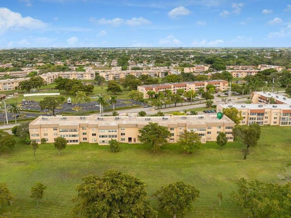 9310 Sunrise Lakes Blvd 301, Sunrise FL 33322