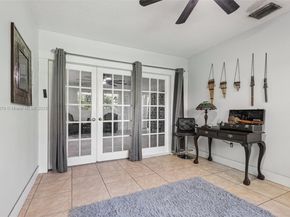 2441 SW 43rd Ave, Fort Lauderdale FL 33317