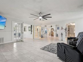 2441 SW 43rd Ave, Fort Lauderdale FL 33317