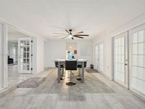 2441 SW 43rd Ave, Fort Lauderdale FL 33317