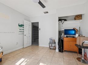 2441 SW 43rd Ave, Fort Lauderdale FL 33317