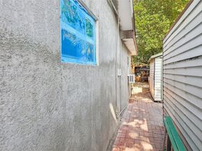 2441 SW 43rd Ave, Fort Lauderdale FL 33317