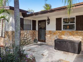 2441 SW 43rd Ave, Fort Lauderdale FL 33317