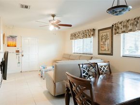 85 NW 21st St, Homestead FL 33030