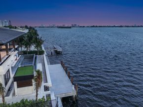 11404 N Bayshore Dr, North Miami FL 33181