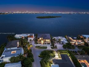 11404 N Bayshore Dr, North Miami FL 33181