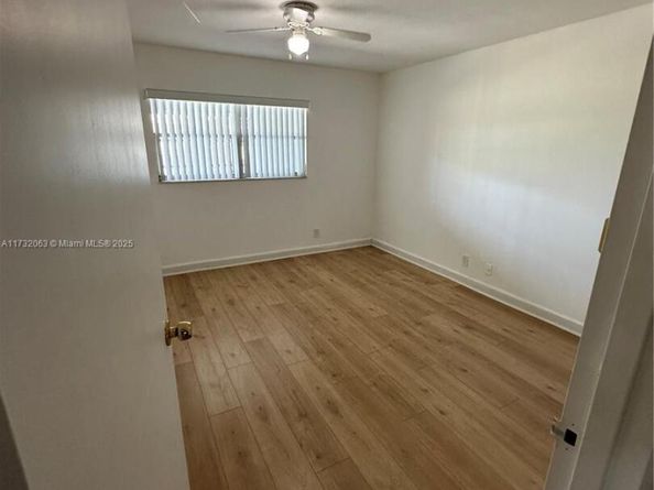 25 Saxony A A, Delray Beach FL 33446