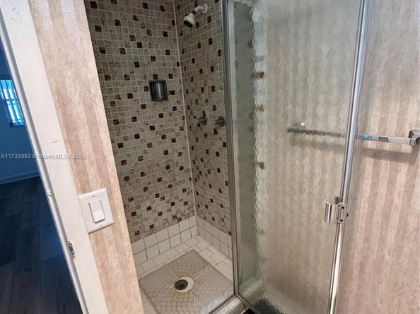 25 Saxony A A, Delray Beach FL 33446