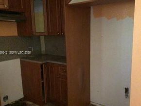 546 NW 8th Ave, Homestead FL 33030